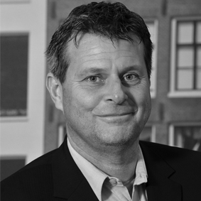 Jan Jansen – Director of Operations Rendisk